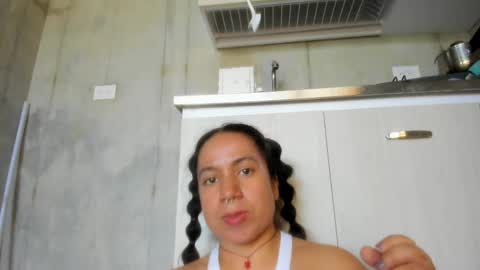 Chiara fustox online show from April 2026 08:33:02 PM