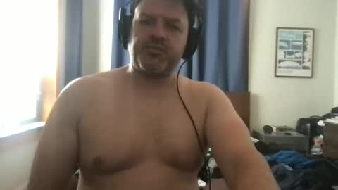 chicagoguy7183 online show from May 2026 02:05:01 PM