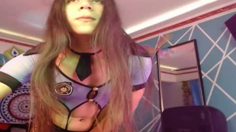Snapshot of chico_explosivo chatting on June 2026 01:48:01 AM chico_explosivo online show from June 2026 01:48:01 AM