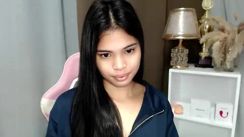 CRISTINE3. online show from April 2026 10:32:01 PM