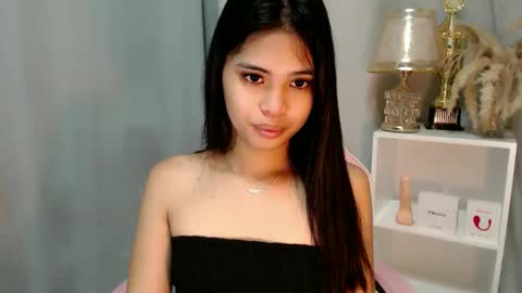 Snapshot of chictemptation_ chatting on April 2026 12:24:01 AM CRISTINE3. online show from April 2026 12:24:01 AM