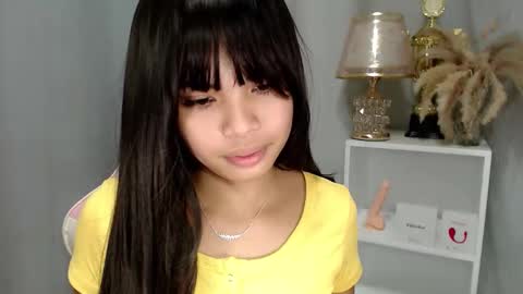 Snapshot of chictemptation_ chatting on April 2026 02:27:02 AM CRISTINE3. online show from April 2026 02:27:02 AM