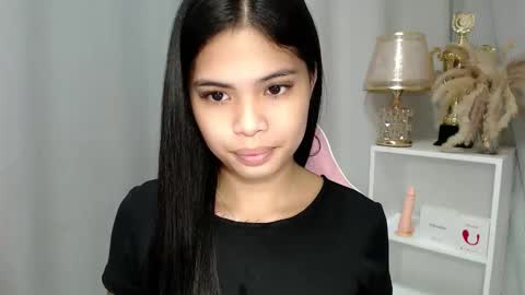 Snapshot of chictemptation_ chatting on May 2026 11:55:01 PM CRISTINE3. online show from May 2026 11:55:01 PM