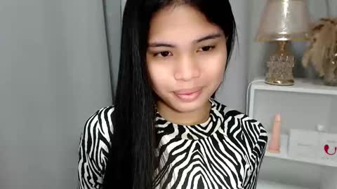 Snapshot of chictemptation_ chatting on June 2026 11:11:01 PM CRISTINE3. online show from June 2026 11:11:01 PM