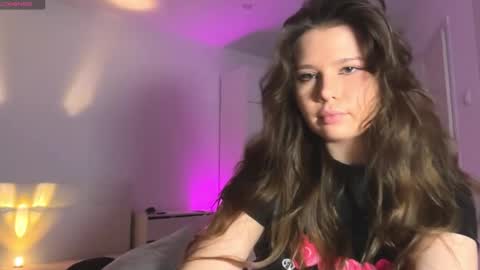 Snapshot of chiculya chatting on April 2026 05:54:01 PM chiculya online show from April 2026 05:54:01 PM