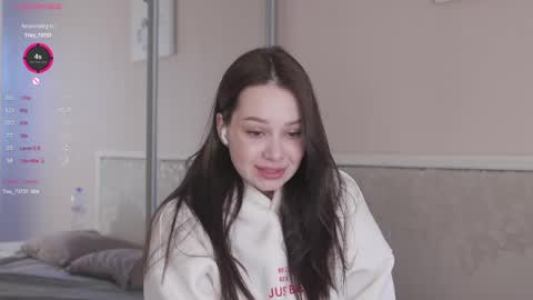 Nicole online show from April 2026 05:16:01 AM