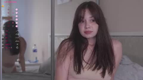 Nicole online show from July 2026 05:53:01 AM