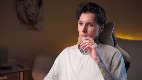 Rick online show from October 2025 07:03:01 PM