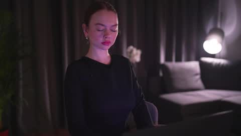 chillwithstacy online show from February 2025 10:53:01 PM