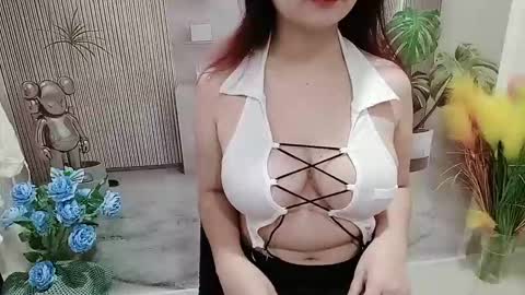 Jani online show from October 2025 12:33:02 AM