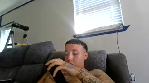 CHINO online show from November 2025 03:33:02 PM