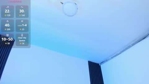 Chiqui online show from November 2025 07:15:02 PM