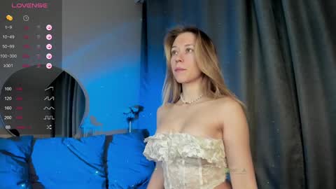 Chloe online show from March 2025 07:17:02 PM