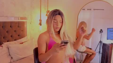 Chloe online show from July 2026 08:00:01 PM