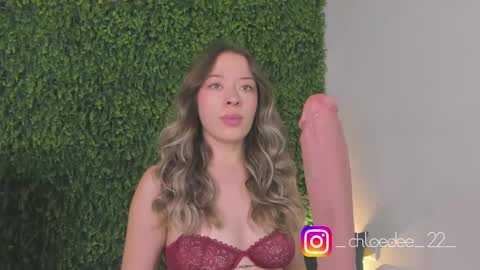 Chloe online show from September 2025 10:51:02 AM