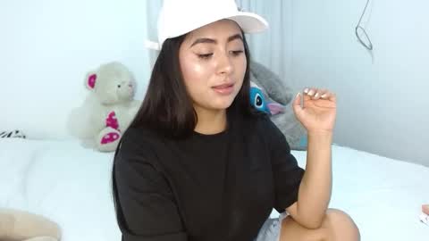 chloe_dolce online show from October 2025 10:48:02 PM