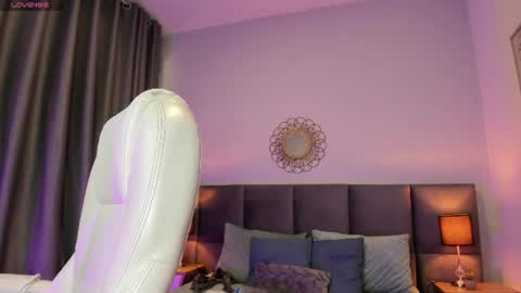 Snapshot of chloe_fischer chatting on July 2026 06:45:01 PM Chloe online show from July 2026 06:45:01 PM
