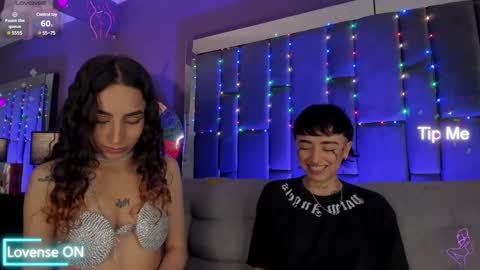 Isabella curly hair - Anastasia short hair  online show from January 2025 08:16:02 PM