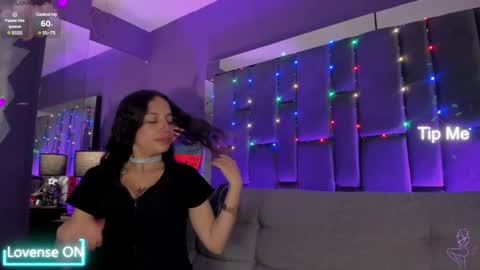 Isabella curly hair - Anastasia short hair  online show from January 2025 06:13:02 PM