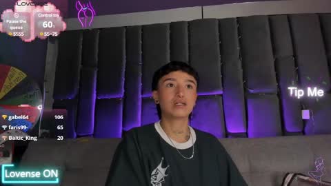 Isabella curly hair - Anastasia short hair  online show from January 2025 11:17:01 PM