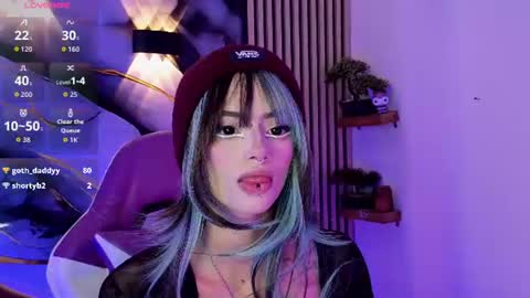 chloe_jacksonn online show from July 2026 11:53:02 PM