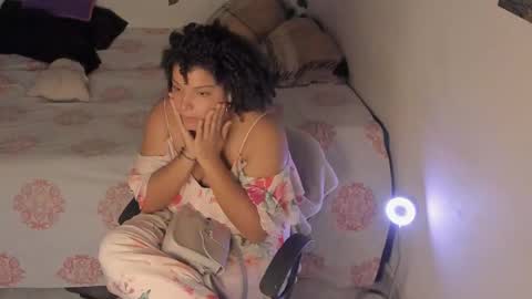 chloe_kisses online show from March 2026 11:25:01 AM