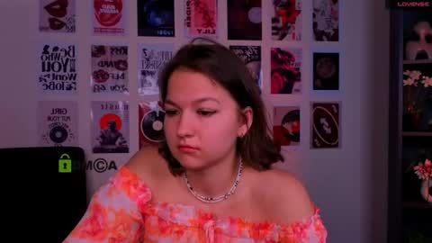 chloe_ley online show from July 2026 09:34:02 AM