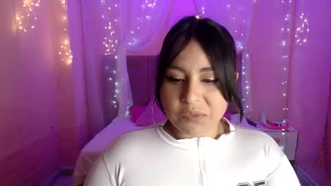 Snapshot of chloe_smith5 chatting on September 2025 02:39:02 PM chloe_smith5 online show from September 2025 02:39:02 PM
