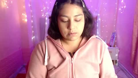 Snapshot of chloe_smith5 chatting on September 2025 01:11:01 PM chloe_smith5 online show from September 2025 01:11:01 PM