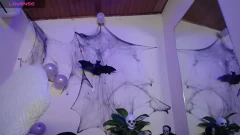 chloe_tgn online show from November 2025 08:10:01 PM