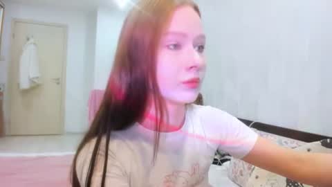 chloe wifey online show from October 2025 03:14:02 PM