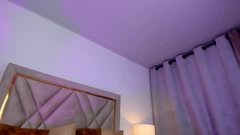 chloe_wilson7 online show from October 2025 01:50:01 AM