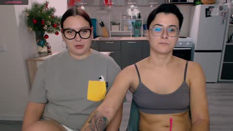 Eva and Sandra online show from December 2024 12:37:01 PM