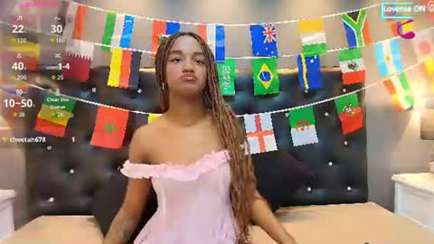 Snapshot of chloebrunnie chatting on June 2026 12:30:01 PM CHLOE online show from June 2026 12:30:01 PM