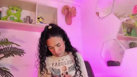 Chloe  online show from February 2025 08:49:02 PM