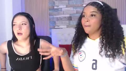 chloee_hs online show from September 2025 04:12:01 AM