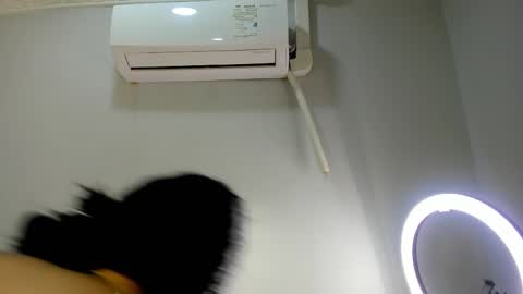 chloegils online show from January 2026 12:09:02 PM