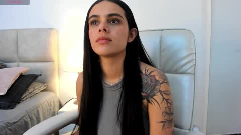  Chloe Harper  online show from February 2026 11:27:02 PM