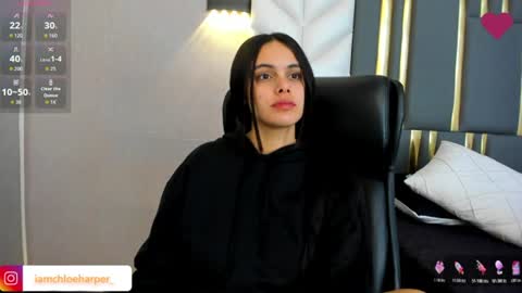 Snapshot of chloeharper_ chatting on July 2026 01:04:02 PM Chloe Harper online show from July 2026 01:04:02 PM
