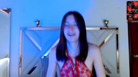 Chloe online show from September 2025 01:11:02 PM