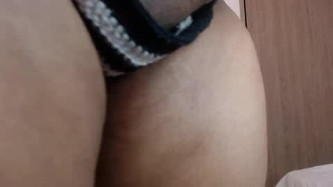 Chloe Larah online show from February 2025 08:41:01 PM