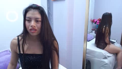 Snapshot of chloemartini_ chatting on December 2024 02:52:02 AM ChloeSignup For Free Join my Fan Club online show from December 2024 02:52:02 AM