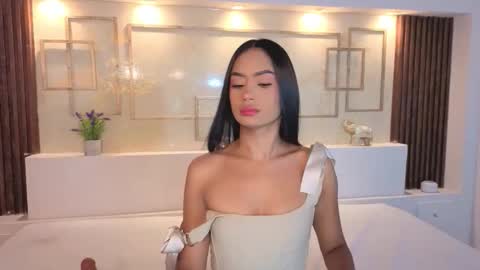 Chloe Moon online show from October 2025 11:53:02 AM