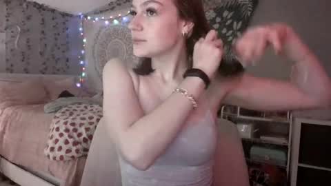 Chloe online show from April 2026 01:41:01 AM