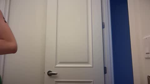 Snapshot of chloeros3e chatting on September 2025 05:13:01 PM chloeros3e online show from September 2025 05:13:01 PM