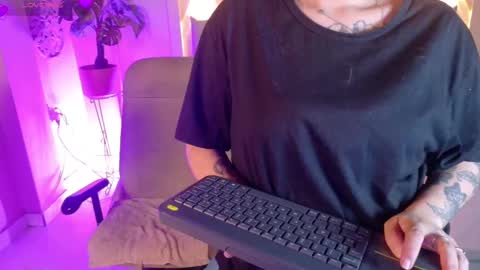 Snapshot of chloerossee chatting on September 2025 02:00:02 AM Chloe rosse online show from September 2025 02:00:02 AM