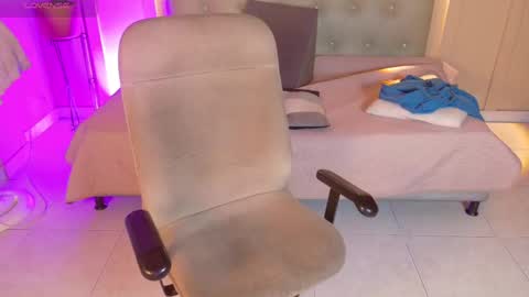 Snapshot of chloerossee chatting on September 2025 12:34:01 AM Chloe rosse online show from September 2025 12:34:01 AM