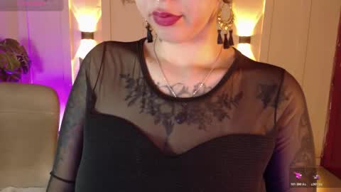 Snapshot of chloerossee chatting on October 2025 02:00:01 AM Chloe rosse online show from October 2025 02:00:01 AM