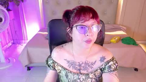 Chloe rosse online show from December 2025 01:55:01 AM