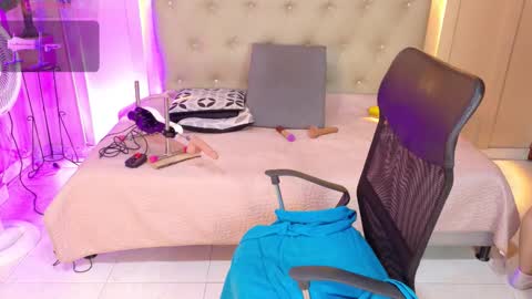 Chloe rosse online show from March 2026 02:08:02 AM